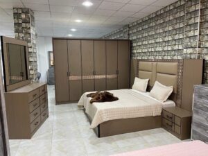 Ensemble Chambre à Coucher Complète "Élégance" – Design Moderne & Finition Bois Taupe