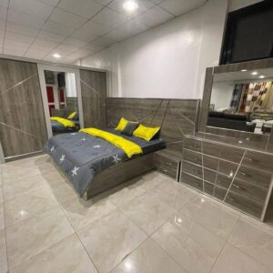 Ensemble Chambre à Coucher Complète "Luxe Gris" – Design Géométrique Moderne & Finition Boisée